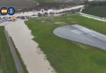 El aeropuerto de Córdoba cierra y prolonga la clausura por la crecida del Guadalquivir